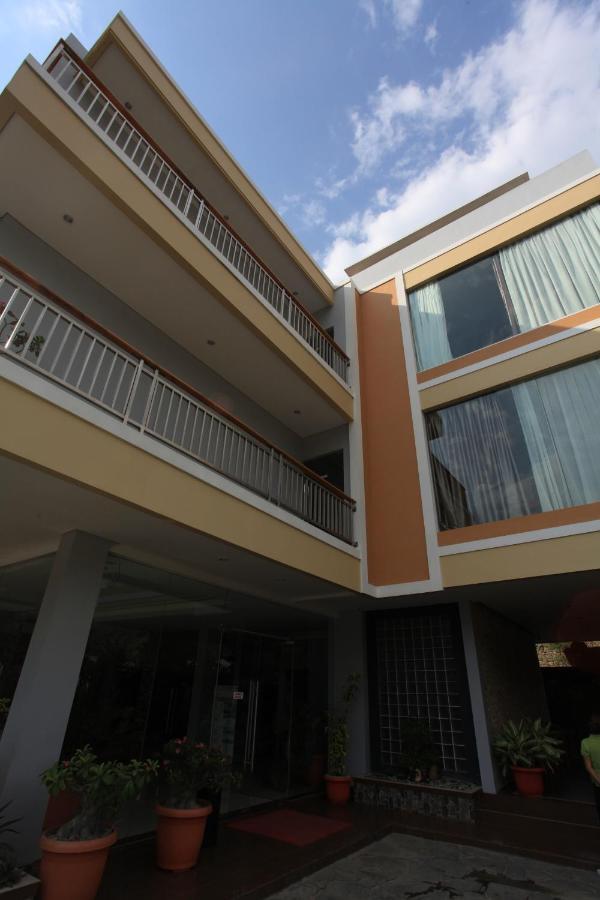 Kalton Hotel Labuan Bajo Ngoại thất bức ảnh