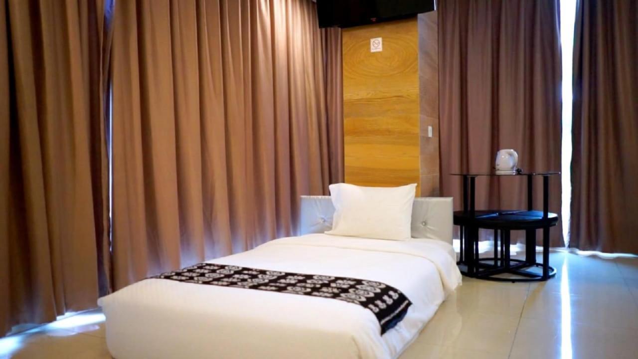 Kalton Hotel Labuan Bajo Ngoại thất bức ảnh